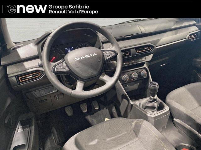 Dacia Sandero image 8