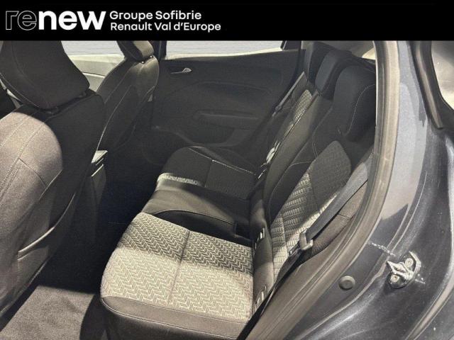 Renault Clio image 8