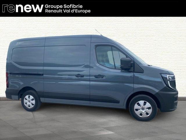 Renault Master image 9