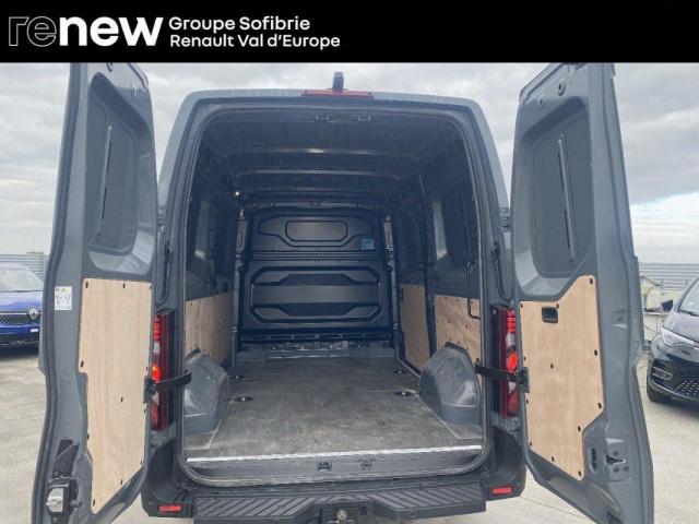 Renault Master image 4