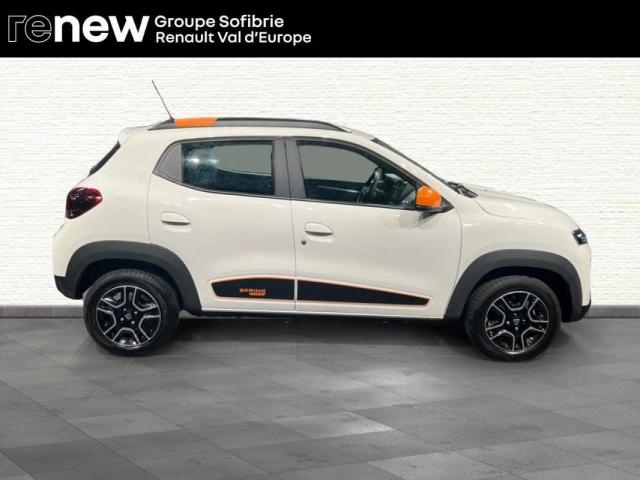 Dacia Spring image 2