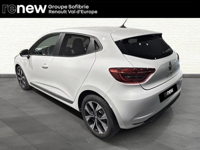 Renault Clio image 2
