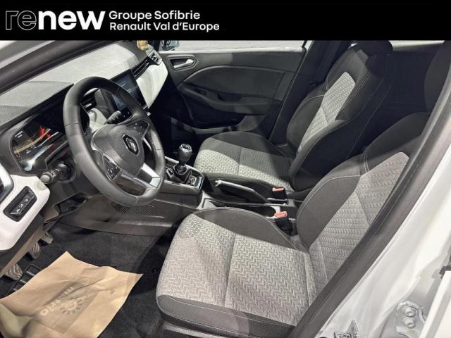 Renault Clio image 6