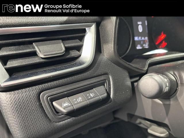 Renault Clio image 9