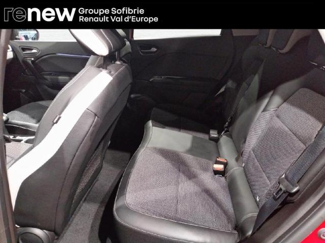 Renault Captur image 2