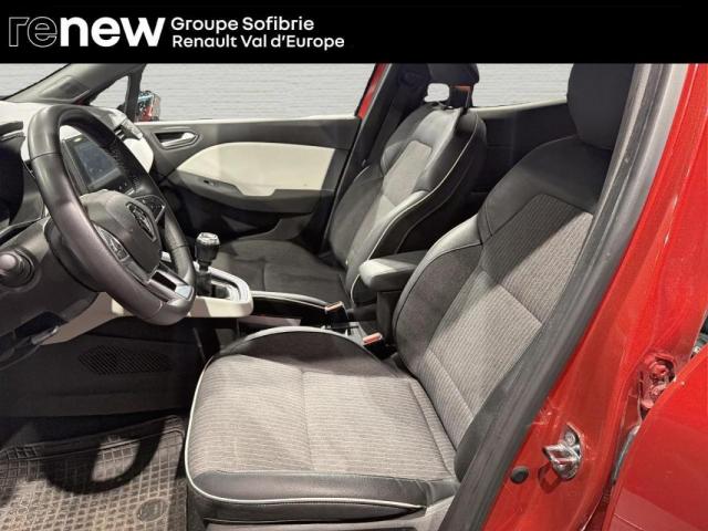 Renault Clio image 9