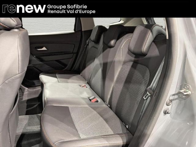 Dacia Duster image 9