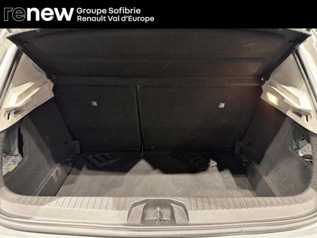 Renault Clio image 9