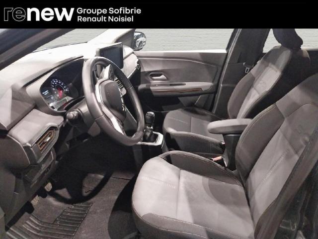 Dacia Jogger image 1