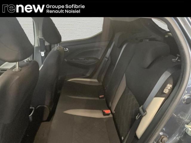 Nissan Micra image 6