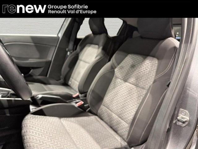 Renault Clio image 6