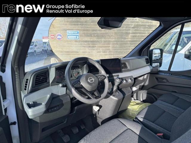 Nissan Interstar image 8