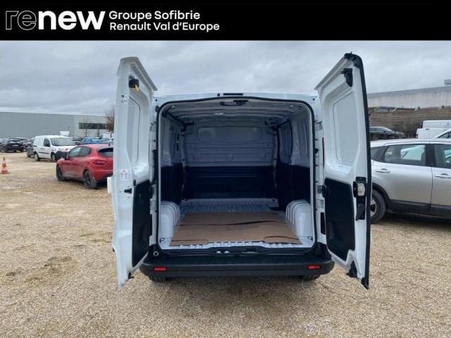 Nissan Primastar image 1