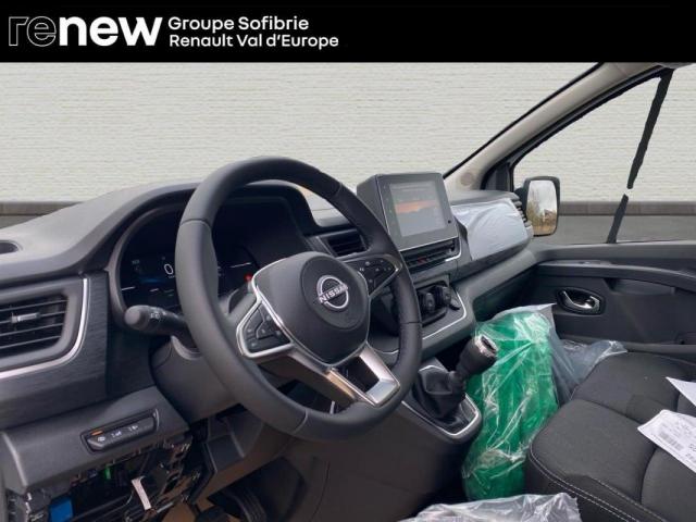 Nissan Primastar image 6