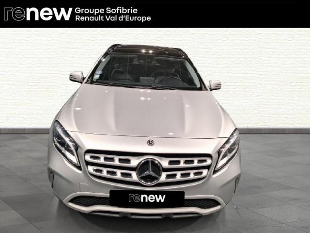 Mercedes Benz Gla image 8