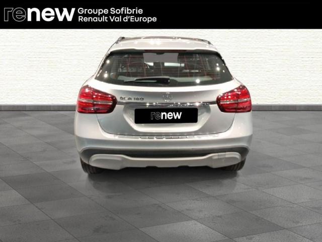 Mercedes Benz Gla image 6