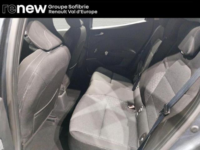 Renault Clio image 9