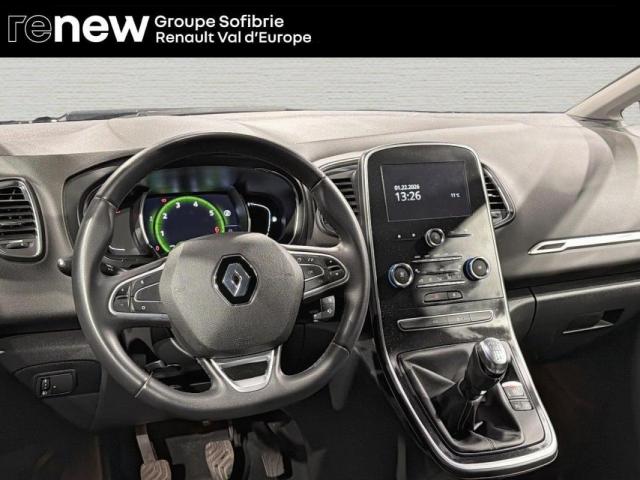 Renault Grand Scénic image 1