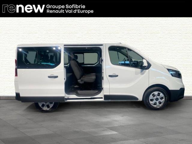 Renault Trafic image 9