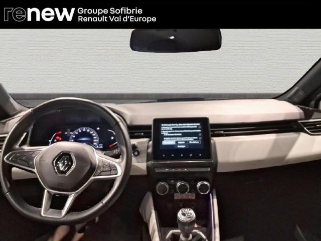 Renault Clio image 9
