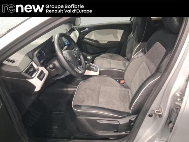 Renault Clio image 8