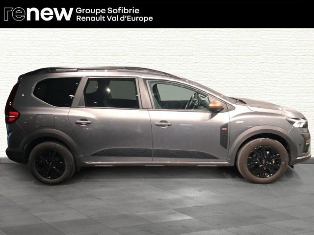 Dacia Jogger image 6