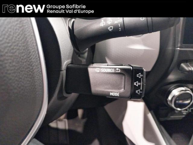 Renault Clio image 2