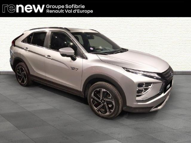 Mitsubishi Eclipse Cross image 4