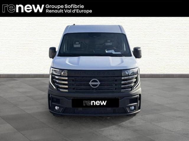 Nissan Interstar image 6