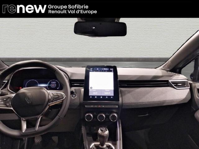 Renault Clio image 8
