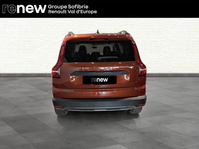 Dacia Jogger image 1