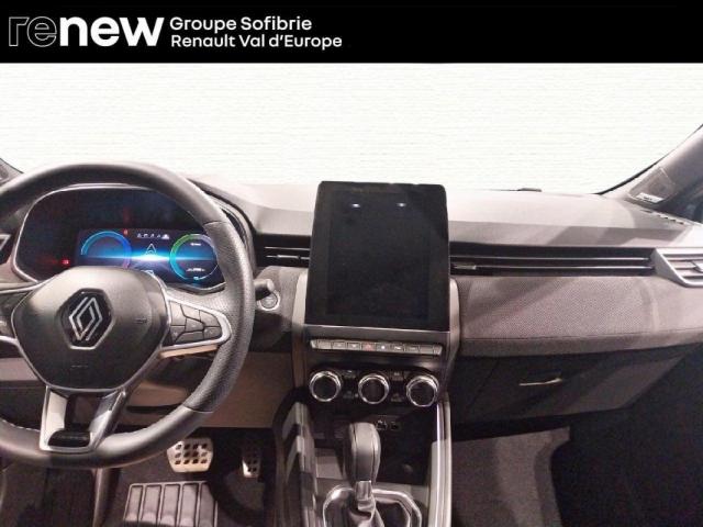 Renault Clio image 9
