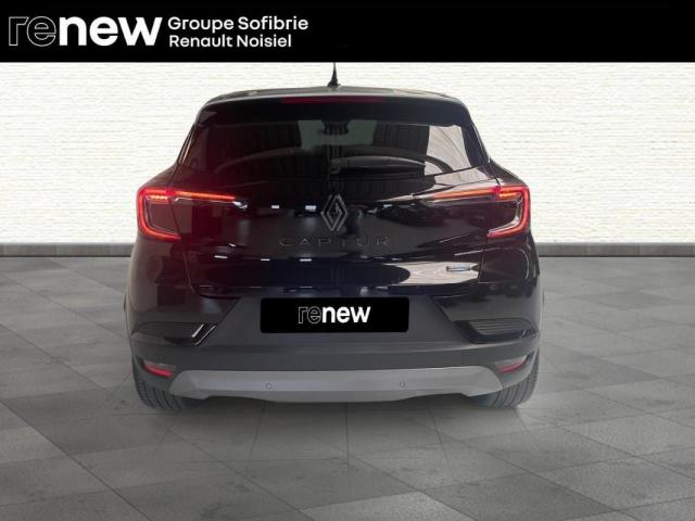 Renault Captur image 2