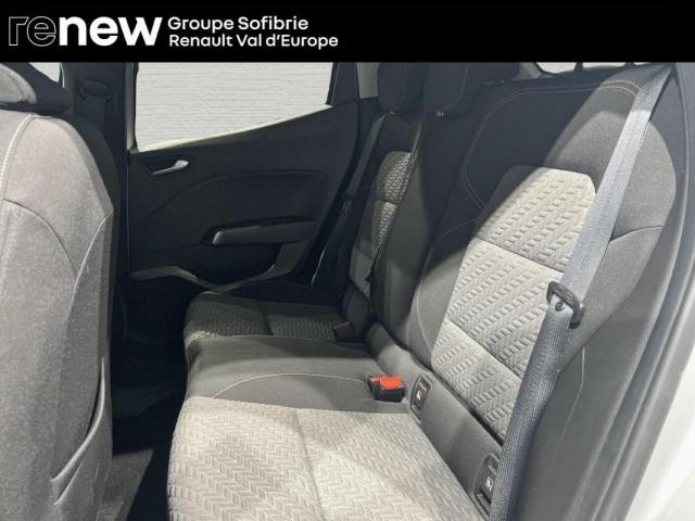 Renault Clio image 9