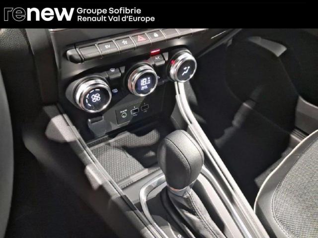 Renault Captur image 2