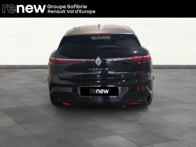 Renault Mégane E-Tech image 2