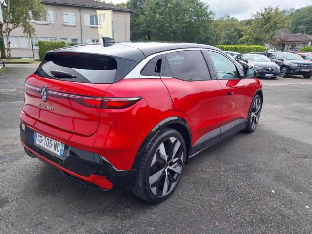 Renault Mégane E-Tech image 8