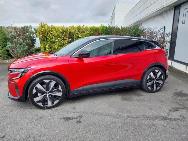 Renault Mégane E-Tech image 9