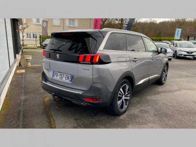 Peugeot 5008 image 9
