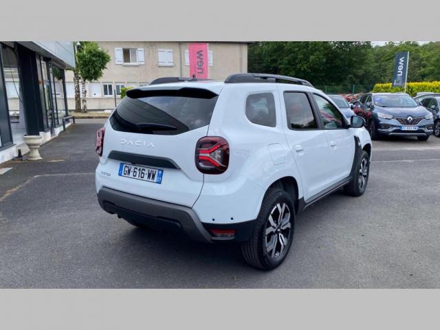 Dacia Duster image 8