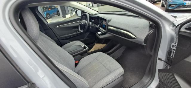 Renault Mégane E-Tech image 2