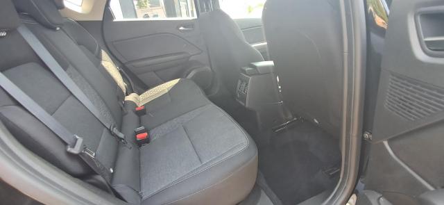 Renault Captur image 6
