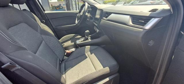 Renault Captur image 2