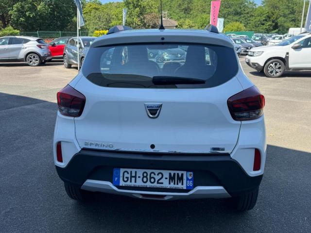 Dacia Spring image 2