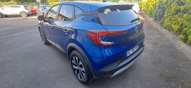 Renault Captur image 1