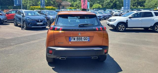 Peugeot 2008 image 3
