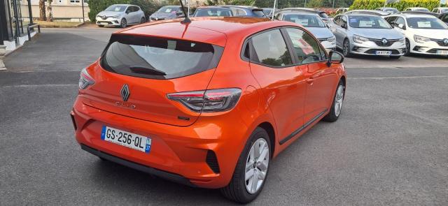 Renault Clio image 1
