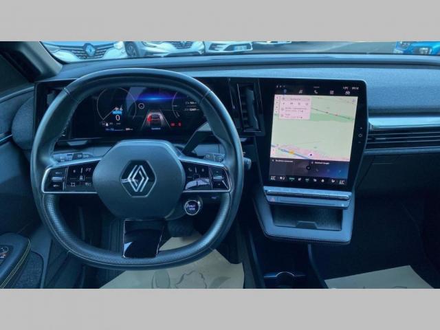 Renault Mégane E-Tech image 2