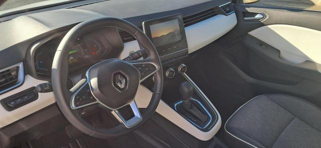 Renault Clio image 8
