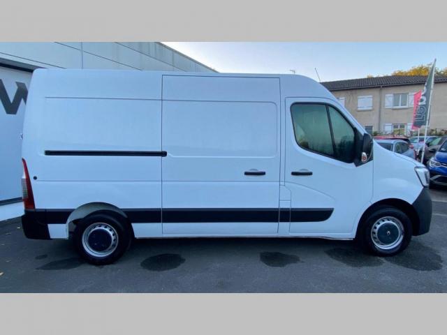 Renault Master image 8